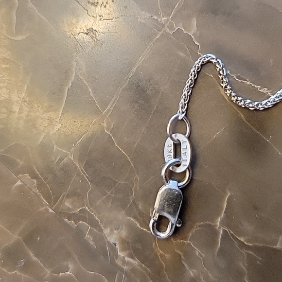 Women's 18kt White Gold Diamond Pendant Necklace, Bailey, Banks & Biddle - Picture 5 of 9